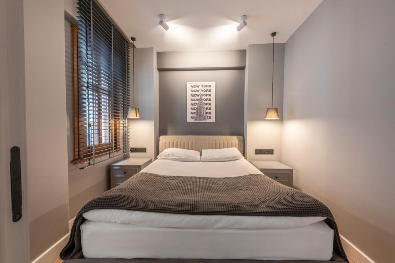 Bguest Pera Suites Istanbul Exterior photo