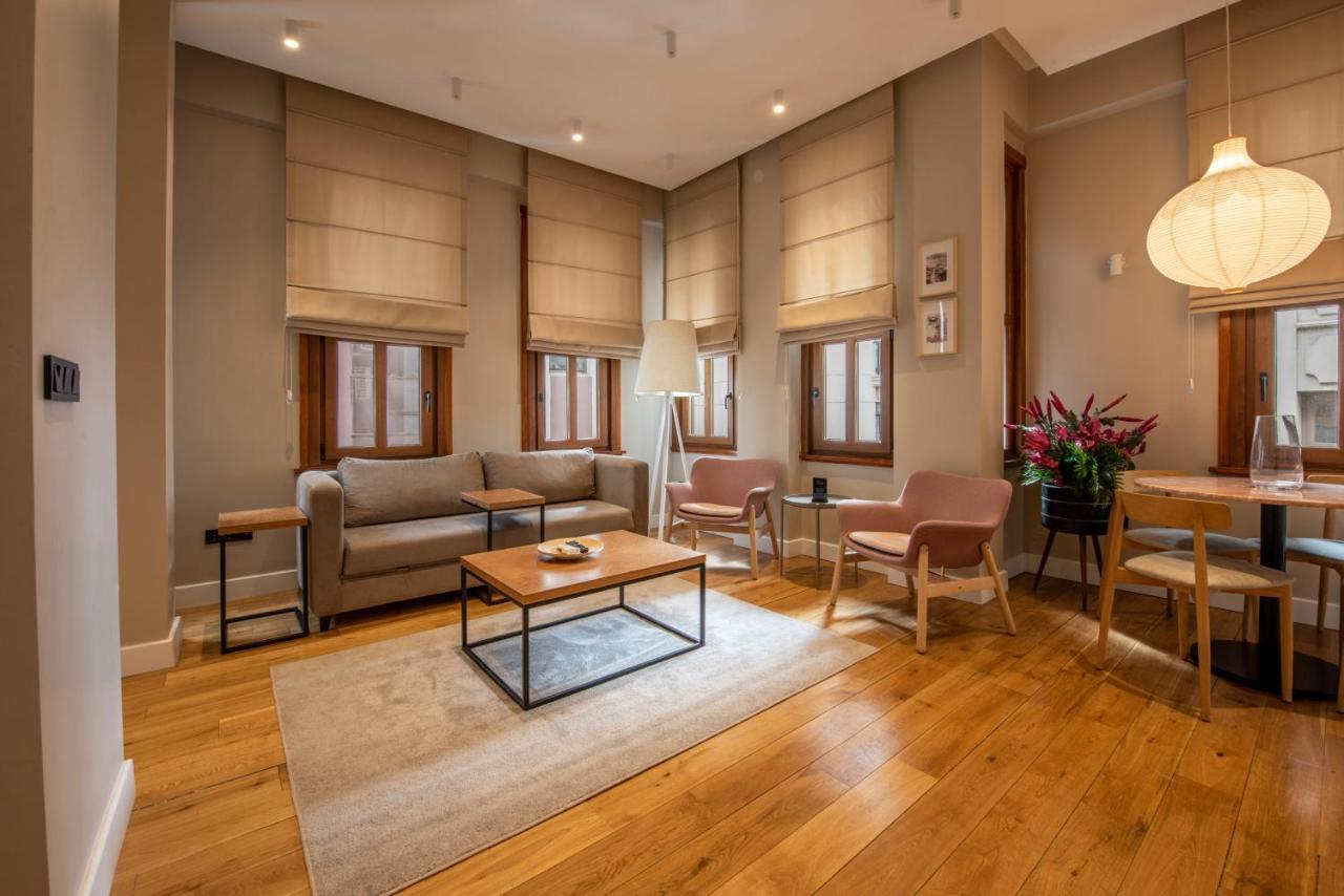 Bguest Pera Suites Istanbul Exterior photo